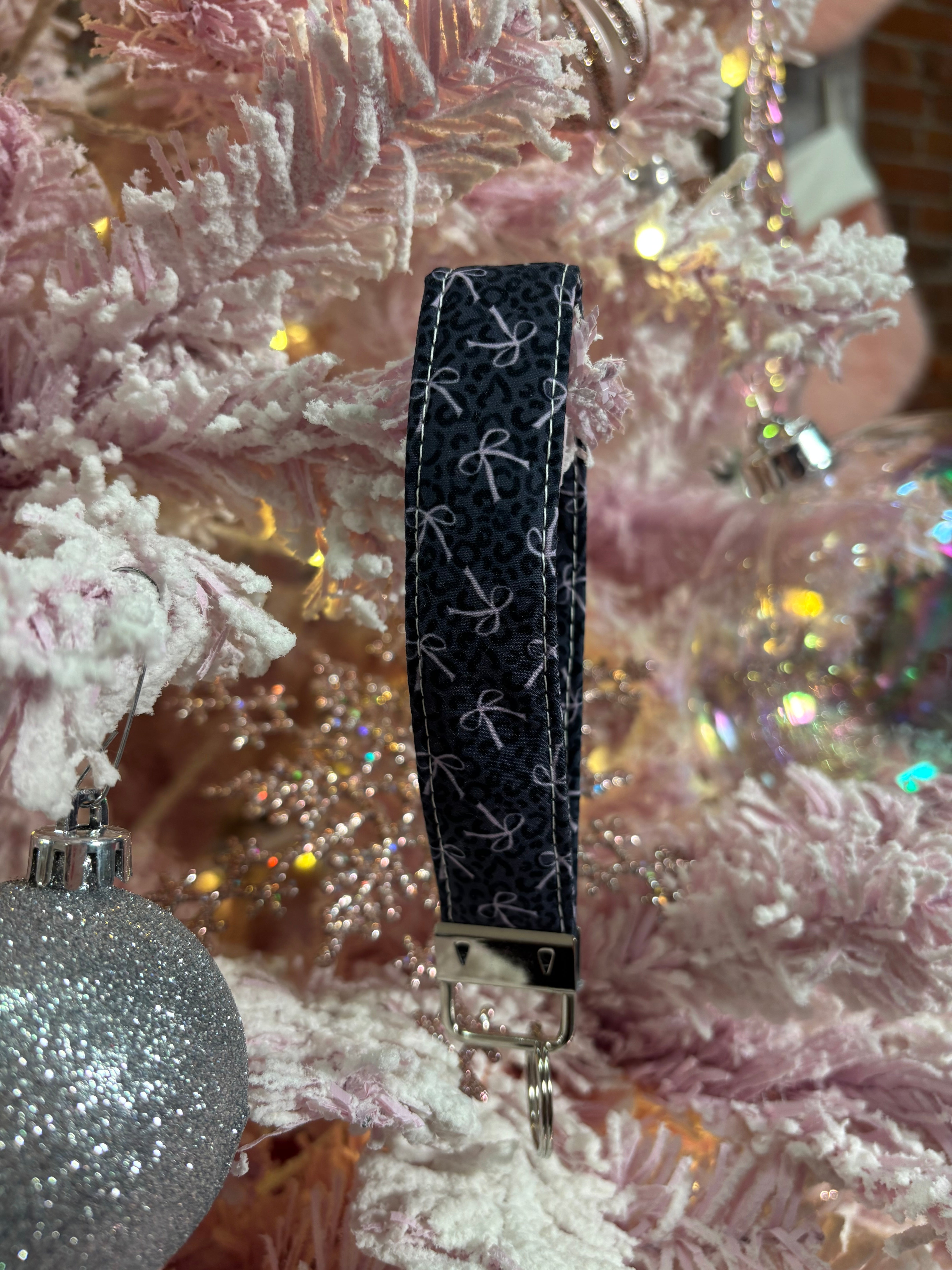 Leopard Bow Wristlet