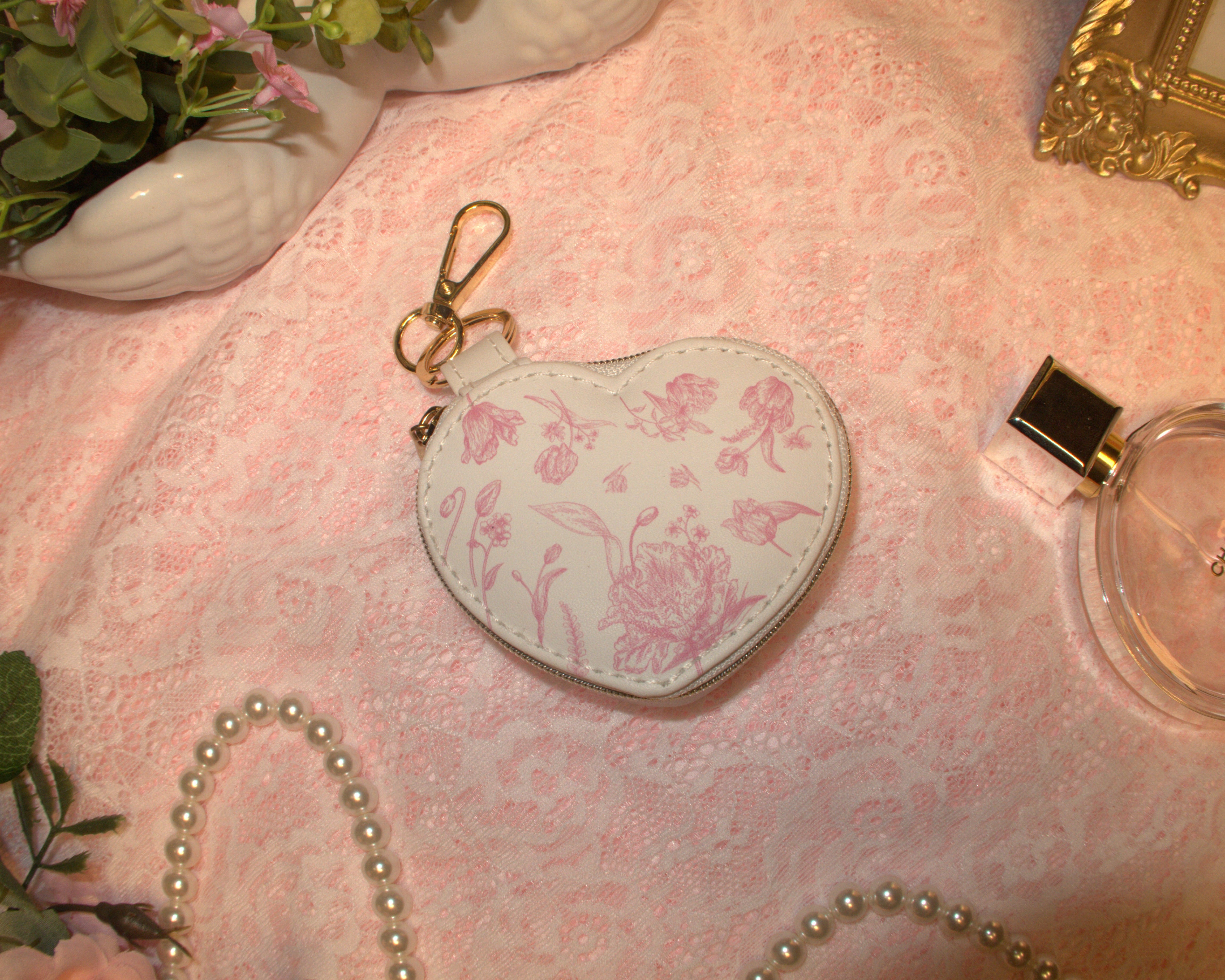 Floral Jewelry Holder Keychain